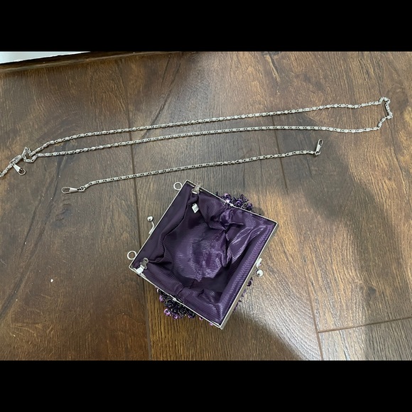 Hand purse - Picture 3 of 3